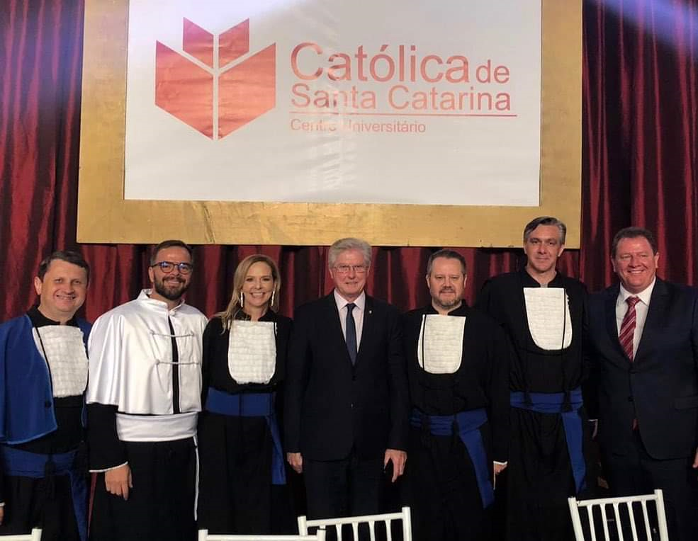 Presidente participa de formatura na Católica de Joinville - CREA-SC
