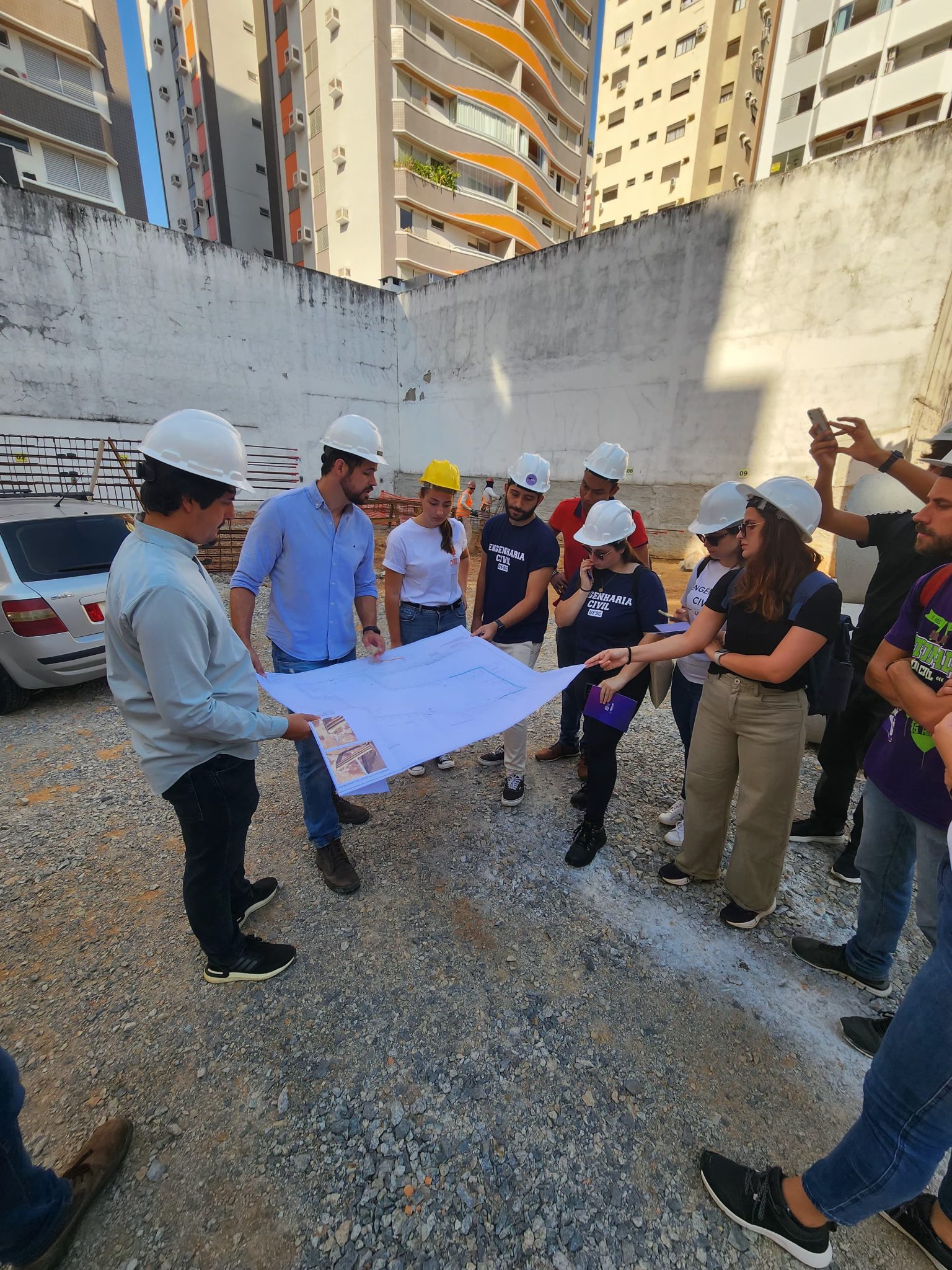 Creajr-SC: Acadêmicos de Engenharia Civil da UFSC visitam obra da W ...